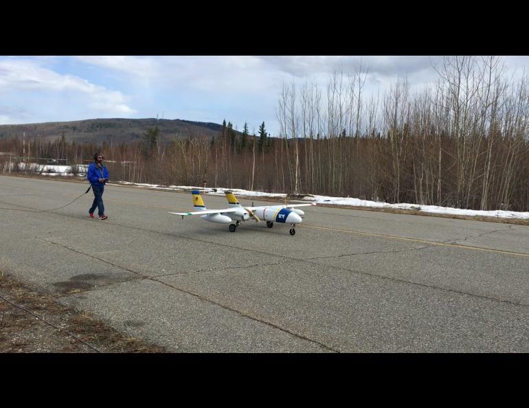 ACUASI pilot Matt Westhoff guides the SeaHunter aircraft to the runway at Nenana Municipal Airport on May 5, 2022, for another test flight. Photo by Rod Boyce
