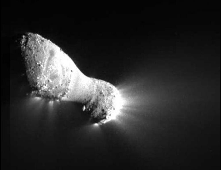 An image of comet Hartley 2 from NASA’s EPOXI mission.