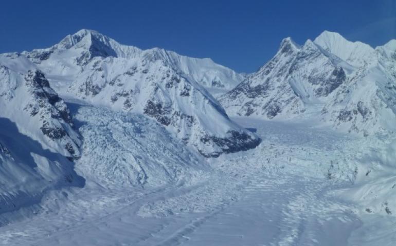 The Susitna Glacier. UAF photo by Regina Hock.