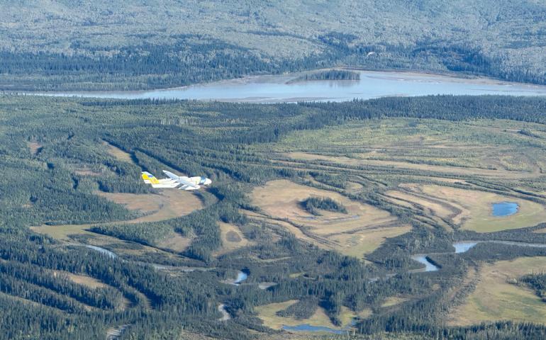 The SeaHunter drone of the Alaska Center for Unmanned Aircraft Systems Integration flies from Fairbanks International Airport to Nenana on Sept. 7, 2023. A day later it flew from Nenana to Fairbanks International Airport, a first. Photo by Peter Houlihan.