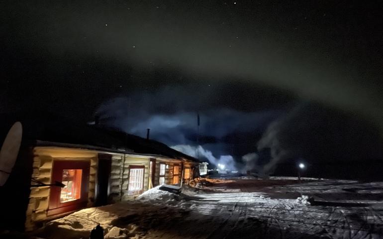 Tolovana Roadhouse, built in 1924, is the only remaining rest stop mushers used in the 1925 Serum Run. Iditarod mushers also used it in 2025. Photo by Ned Rozell.