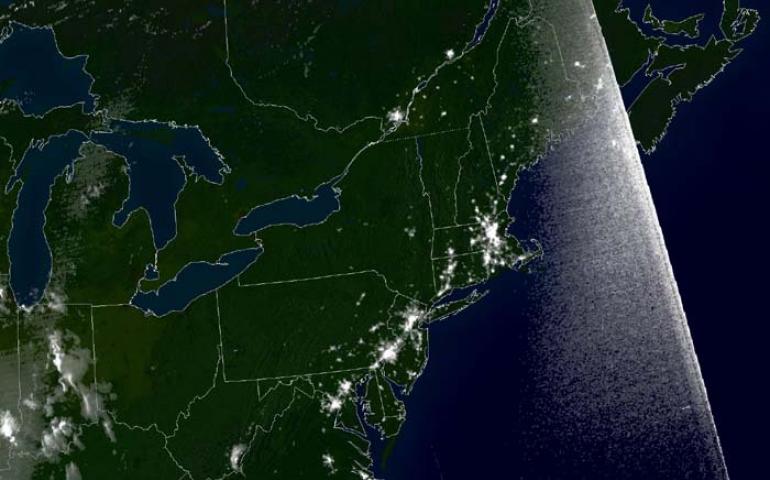  A satellite image of the northeastern U.S. taken by the Defense Meteorological Satellite Program on Aug. 14, 2003 at 9:03 p.m., when a blackout affected 50 million people. NOAA/DMSP image. 