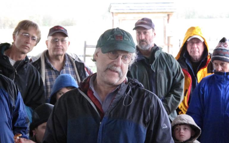 Mycologist and author Lawrence Millman gives a presentation at Creamer’s Field in Fairbanks. Photo by Ned Rozell.