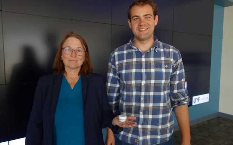 Leslie Field and Alex Sholtz of the group Ice911. Photo by Ned Rozell.