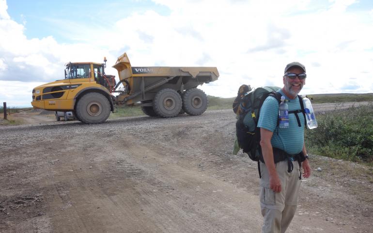 Eric Troyer hikes with Ned Rozell along the path of the Trans-Alaska Pipeline. Photo by Ned Rozell.