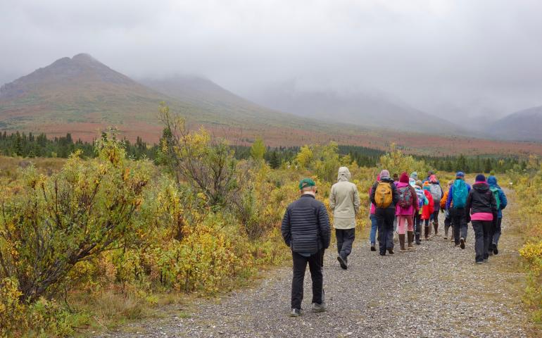 A class of sixth-graders from Fairbanks attended the Denali Science School, a three-day program in Denali National Park and Preserve. Ned Rozell photo.