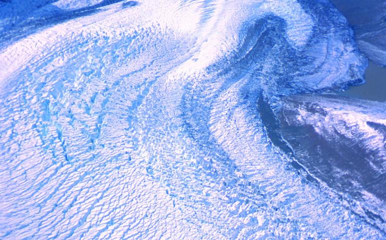  The cracked surface of Yanert Glacier is a sign of its recent surge. photo by Keith Echelmeyer 