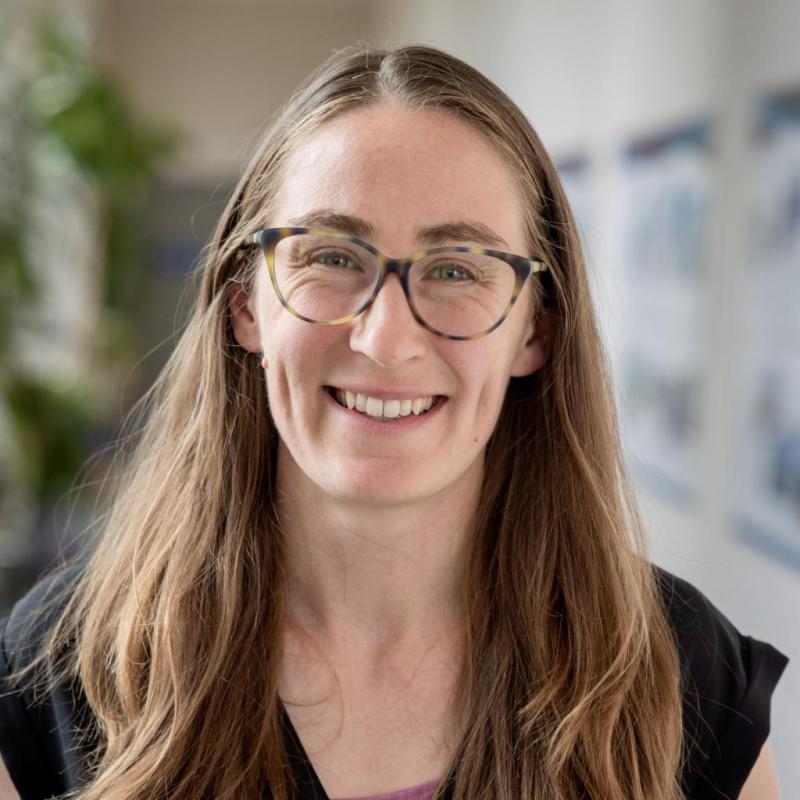 Laura Crews portrait